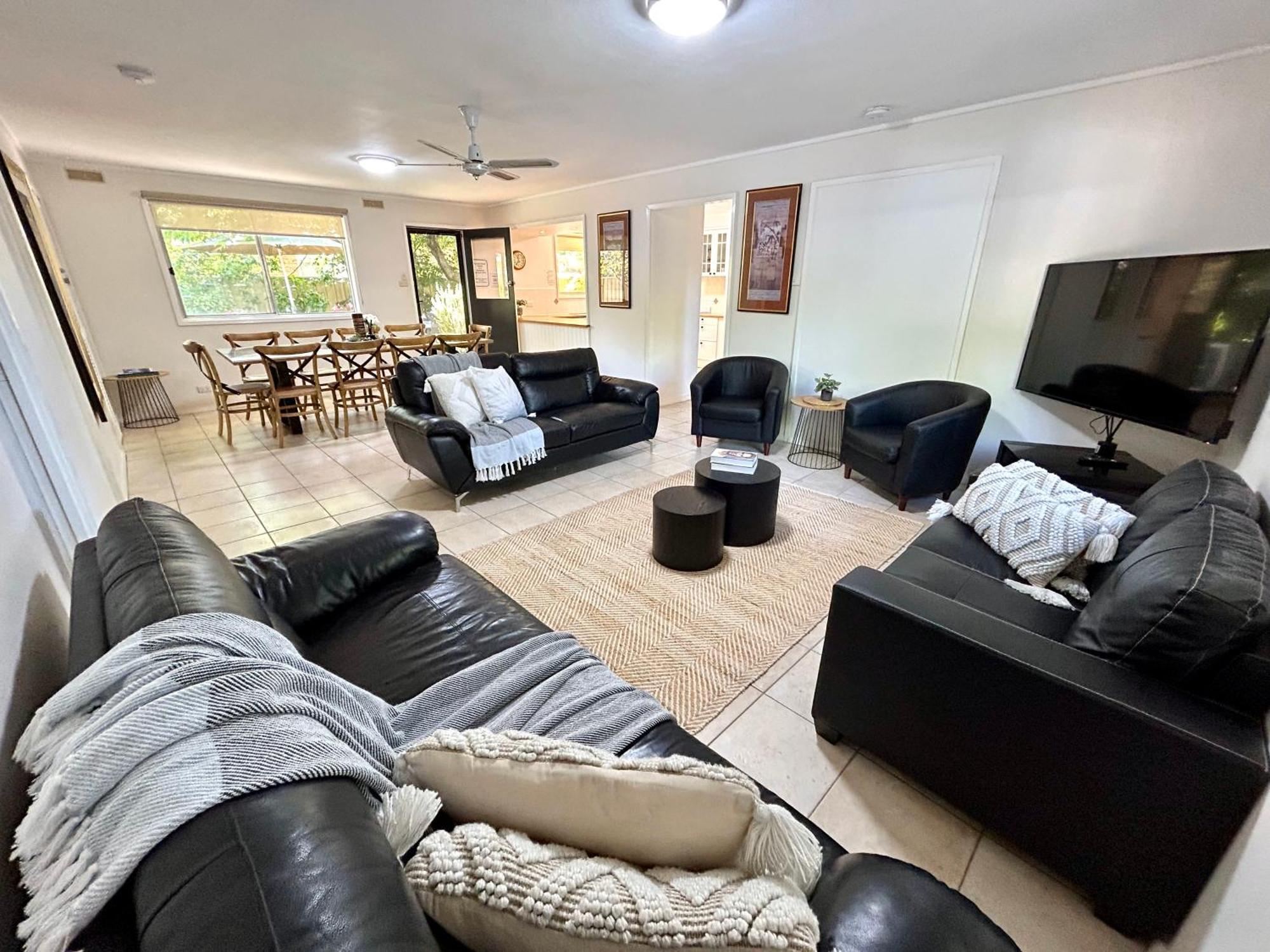 Adina Lodge Holiday Apartments Брайт Номер фото